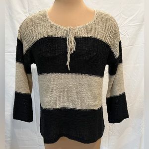 Ann Taylor Loft tan & black loose weave summer sweater. Size M. EUC